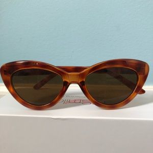 TOPSHOP CAT EYE SUNNIES